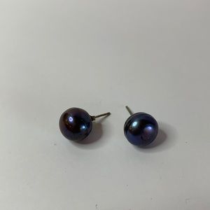 Natural purple pearl earrings